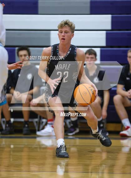 Thumbnail 2 in Maple Mountain vs. Farmington (Charger Tournament of Champions) photogallery.