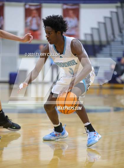 Thumbnail 2 in Maple Mountain vs. Farmington (Charger Tournament of Champions) photogallery.