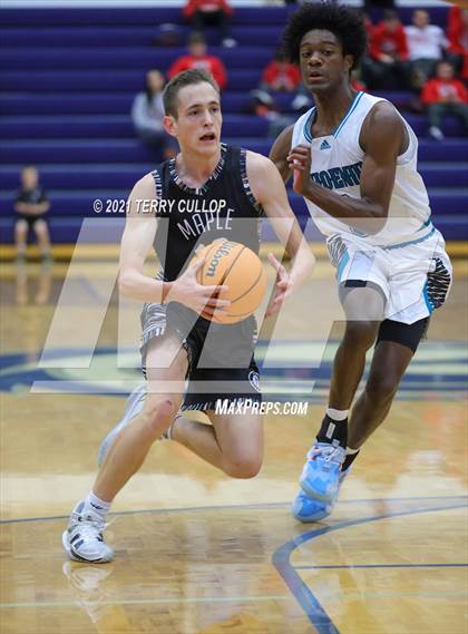 Thumbnail 1 in Maple Mountain vs. Farmington (Charger Tournament of Champions) photogallery.