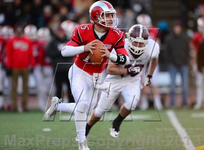Thumbnail 2 in North Haven vs. New Canaan (CIAC Class L Semifinal) photogallery.