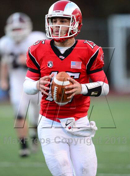 Thumbnail 3 in North Haven vs. New Canaan (CIAC Class L Semifinal) photogallery.