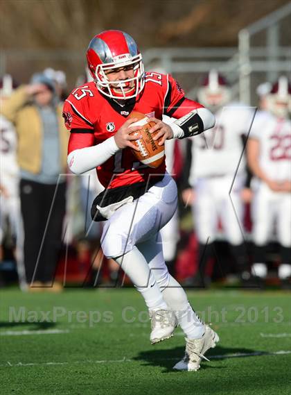 Thumbnail 2 in North Haven vs. New Canaan (CIAC Class L Semifinal) photogallery.