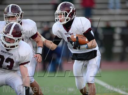 Thumbnail 2 in North Haven vs. New Canaan (CIAC Class L Semifinal) photogallery.