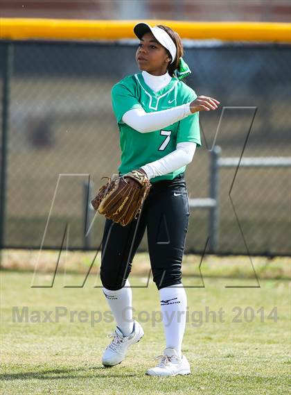 Thumbnail 3 in Sanger vs Lake Dallas (LCS/Argyle Softball Tournament) photogallery.