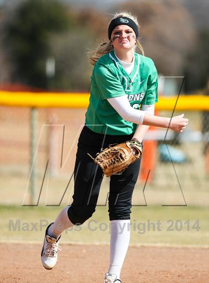 Thumbnail 3 in Sanger vs Lake Dallas (LCS/Argyle Softball Tournament) photogallery.