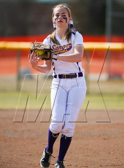 Thumbnail 2 in Sanger vs Lake Dallas (LCS/Argyle Softball Tournament) photogallery.