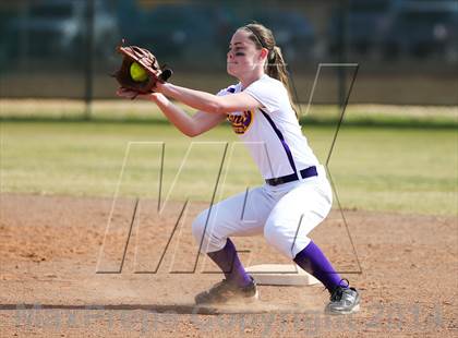 Thumbnail 1 in Sanger vs Lake Dallas (LCS/Argyle Softball Tournament) photogallery.