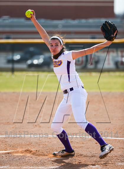 Thumbnail 3 in Sanger vs Lake Dallas (LCS/Argyle Softball Tournament) photogallery.