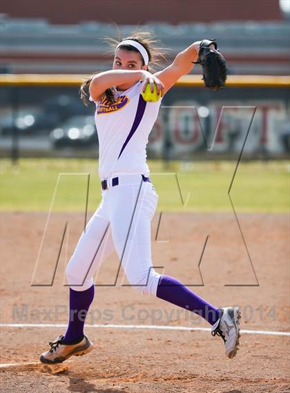 Thumbnail 1 in Sanger vs Lake Dallas (LCS/Argyle Softball Tournament) photogallery.