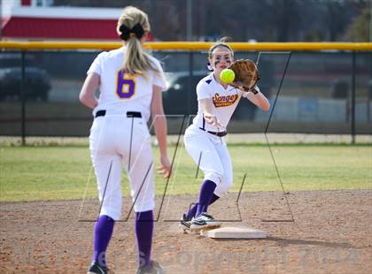 Thumbnail 3 in Sanger vs Lake Dallas (LCS/Argyle Softball Tournament) photogallery.