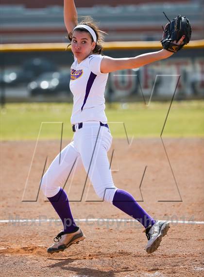Thumbnail 1 in Sanger vs Lake Dallas (LCS/Argyle Softball Tournament) photogallery.