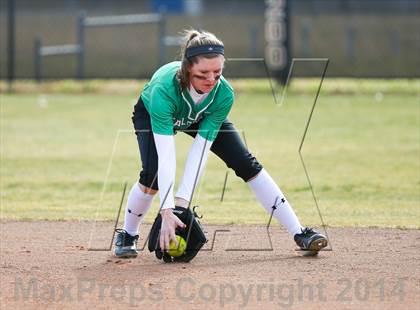 Thumbnail 1 in Sanger vs Lake Dallas (LCS/Argyle Softball Tournament) photogallery.