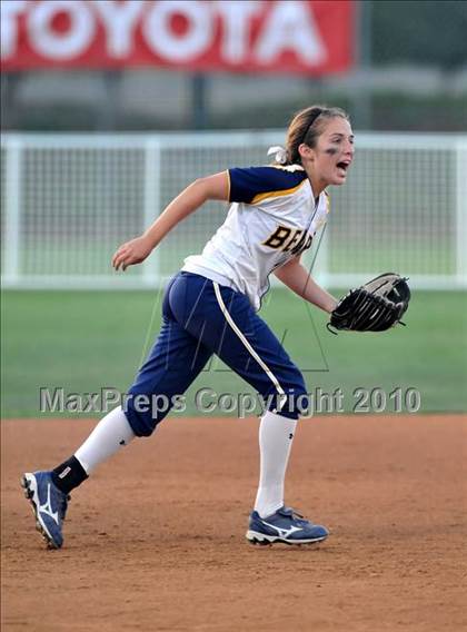 Thumbnail 2 in Ayala vs. Warren (CIF SS D3 Final) photogallery.
