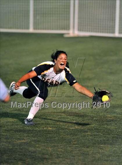 Thumbnail 3 in Ayala vs. Warren (CIF SS D3 Final) photogallery.