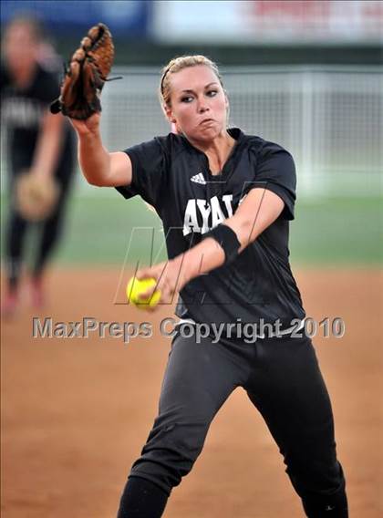 Thumbnail 1 in Ayala vs. Warren (CIF SS D3 Final) photogallery.