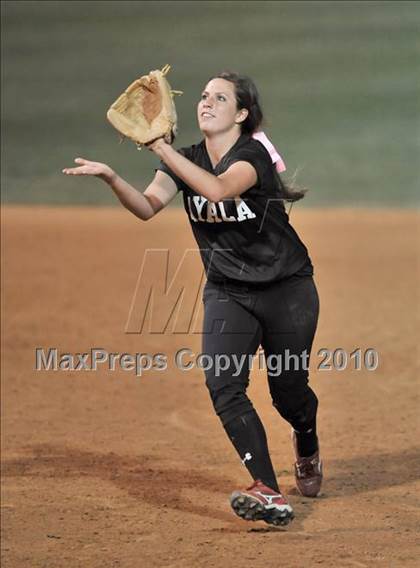 Thumbnail 3 in Ayala vs. Warren (CIF SS D3 Final) photogallery.