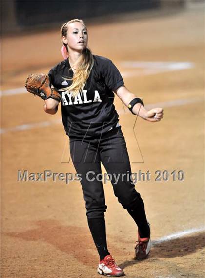 Thumbnail 2 in Ayala vs. Warren (CIF SS D3 Final) photogallery.