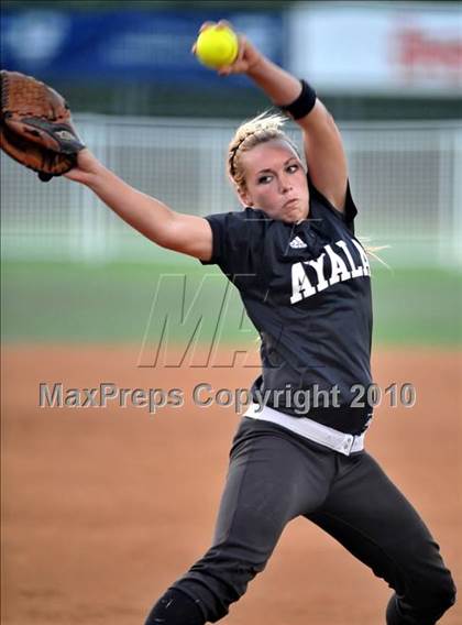 Thumbnail 3 in Ayala vs. Warren (CIF SS D3 Final) photogallery.
