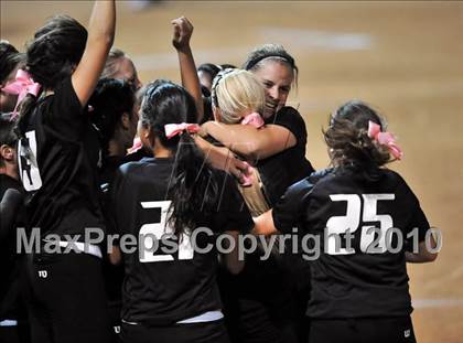 Thumbnail 2 in Ayala vs. Warren (CIF SS D3 Final) photogallery.