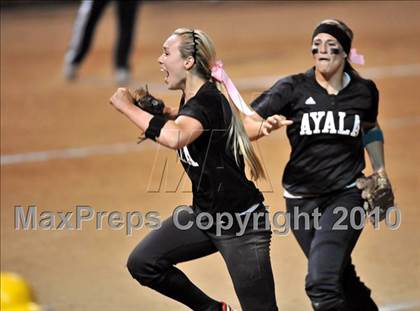 Thumbnail 2 in Ayala vs. Warren (CIF SS D3 Final) photogallery.