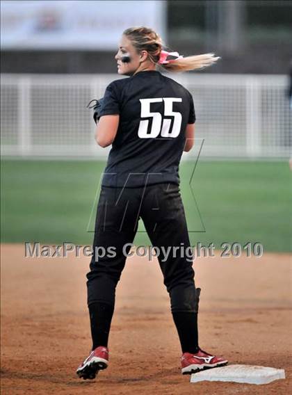 Thumbnail 1 in Ayala vs. Warren (CIF SS D3 Final) photogallery.
