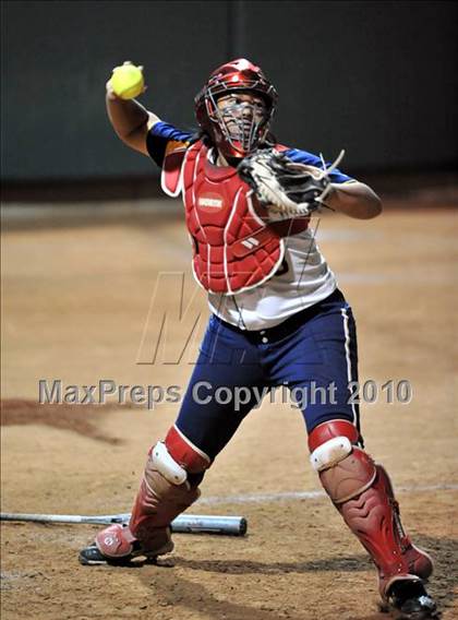 Thumbnail 2 in Ayala vs. Warren (CIF SS D3 Final) photogallery.