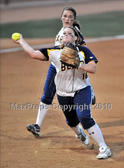 Thumbnail 1 in Ayala vs. Warren (CIF SS D3 Final) photogallery.