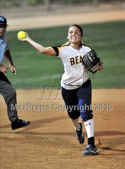 Thumbnail 2 in Ayala vs. Warren (CIF SS D3 Final) photogallery.