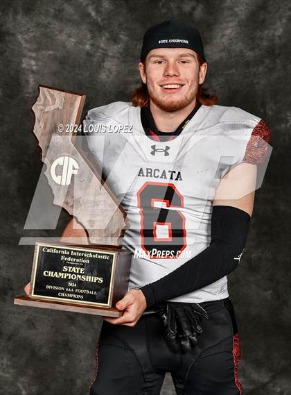 Thumbnail 1 in Arcata (CIF State DIV 6AA Championship Trophy Award Photos) photogallery.