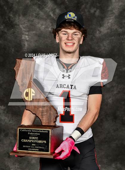 Thumbnail 2 in Arcata (CIF State DIV 6AA Championship Trophy Award Photos) photogallery.