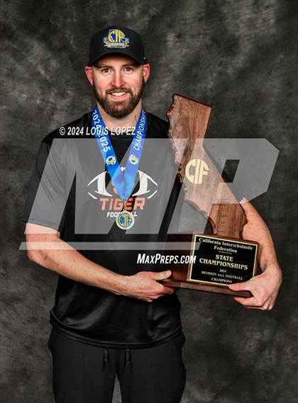 Thumbnail 3 in Arcata (CIF State DIV 6AA Championship Trophy Award Photos) photogallery.