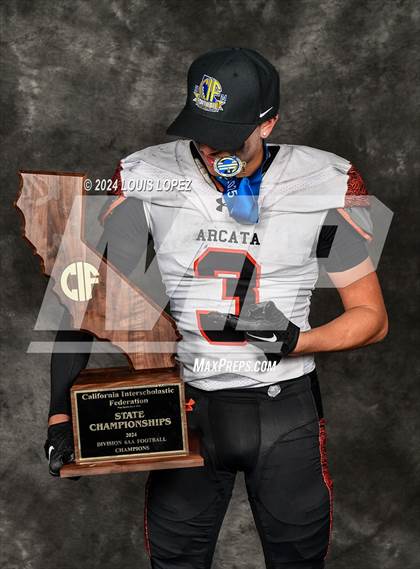 Thumbnail 1 in Arcata (CIF State DIV 6AA Championship Trophy Award Photos) photogallery.