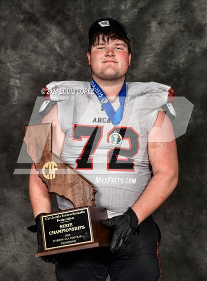 Thumbnail 2 in Arcata (CIF State DIV 6AA Championship Trophy Award Photos) photogallery.