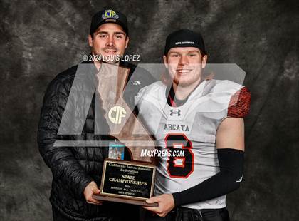 Thumbnail 3 in Arcata (CIF State DIV 6AA Championship Trophy Award Photos) photogallery.
