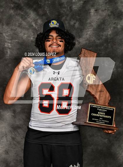 Thumbnail 1 in Arcata (CIF State DIV 6AA Championship Trophy Award Photos) photogallery.