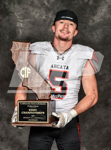 Thumbnail 3 in Arcata (CIF State DIV 6AA Championship Trophy Award Photos) photogallery.