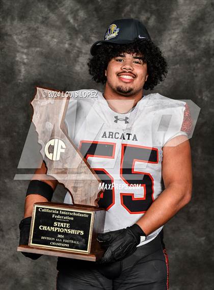 Thumbnail 3 in Arcata (CIF State DIV 6AA Championship Trophy Award Photos) photogallery.