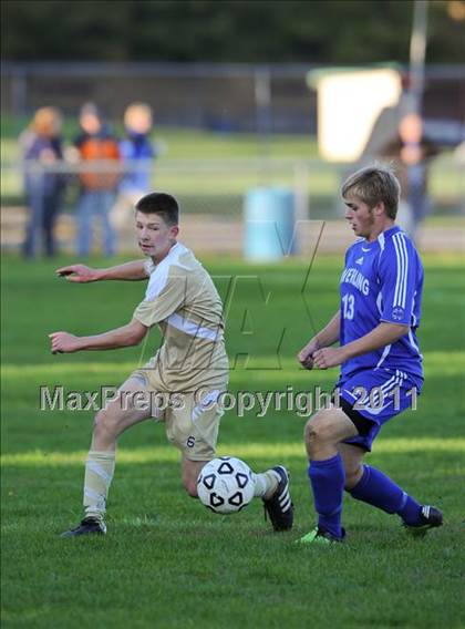 Thumbnail 2 in Wayland-Cohocton vs Haverling photogallery.