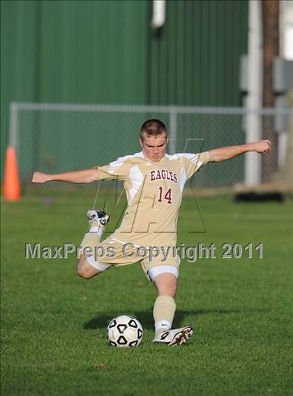 Thumbnail 2 in Wayland-Cohocton vs Haverling photogallery.