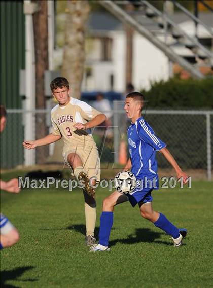 Thumbnail 2 in Wayland-Cohocton vs Haverling photogallery.