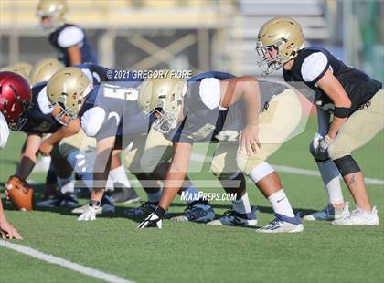 Thumbnail 1 in JV: JSerra Catholic @ Notre Dame (SO) photogallery.