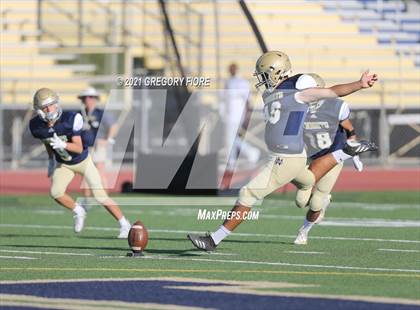 Thumbnail 3 in JV: JSerra Catholic @ Notre Dame (SO) photogallery.