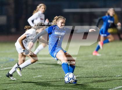 Thumbnail 2 in Winchester vs. Danvers (MIAA Division 2 North Final) photogallery.