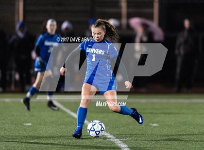 Thumbnail 2 in Winchester vs. Danvers (MIAA Division 2 North Final) photogallery.