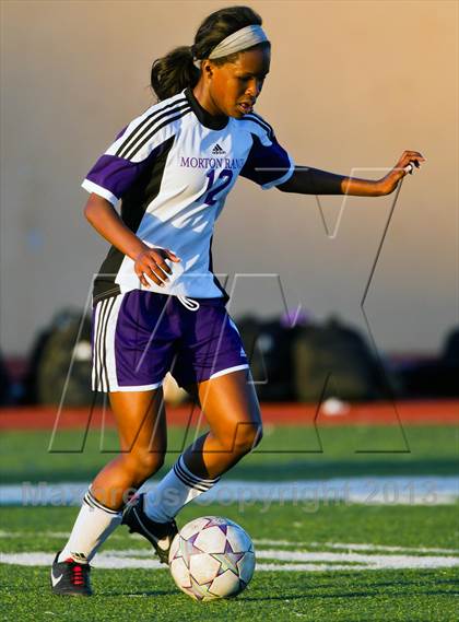 Thumbnail 2 in La Porte vs Morton Ranch (Pearland Shootout) photogallery.