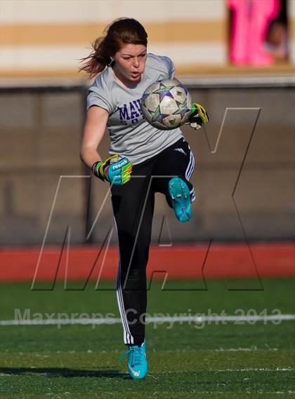 Thumbnail 3 in La Porte vs Morton Ranch (Pearland Shootout) photogallery.