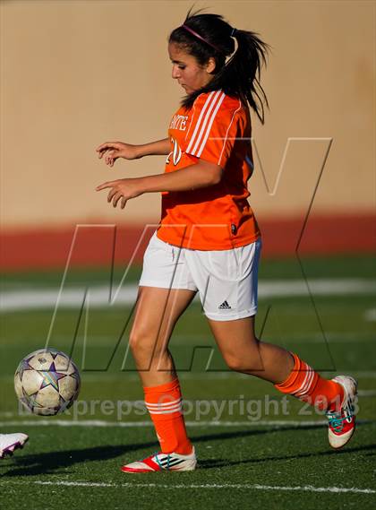 Thumbnail 2 in La Porte vs Morton Ranch (Pearland Shootout) photogallery.