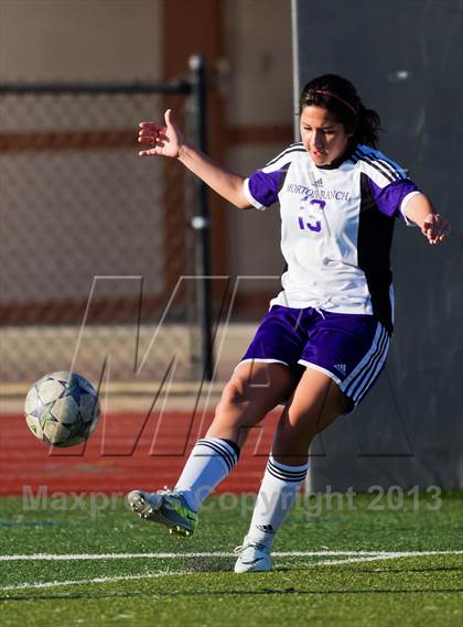 Thumbnail 3 in La Porte vs Morton Ranch (Pearland Shootout) photogallery.