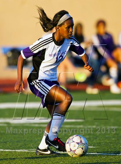 Thumbnail 3 in La Porte vs Morton Ranch (Pearland Shootout) photogallery.