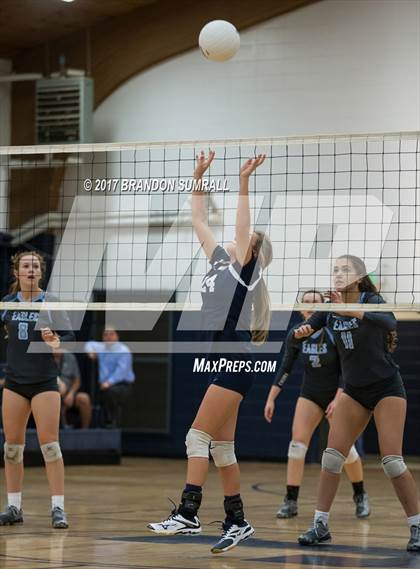 Thumbnail 1 in Calera @ Jemison photogallery.